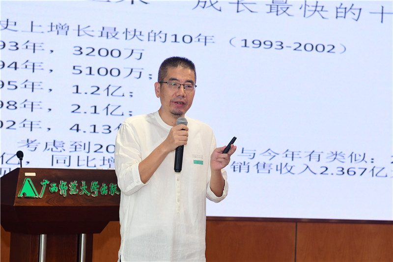 DSC_4369.jpg DSC_4369.jpg