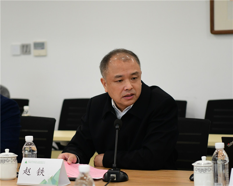 廣西師范大學(xué)校黨委副書(shū)記趙鐵講話(huà) - 副本.jpg 廣西師范大學(xué)校黨委副書(shū)記趙鐵講話(huà) - 副本.jpg