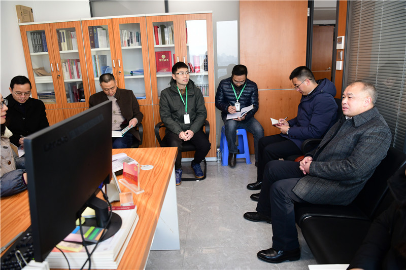 DSC_1958.jpg DSC_1958.jpg