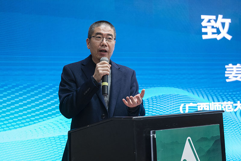 DSC_2833.jpg DSC_2833.jpg