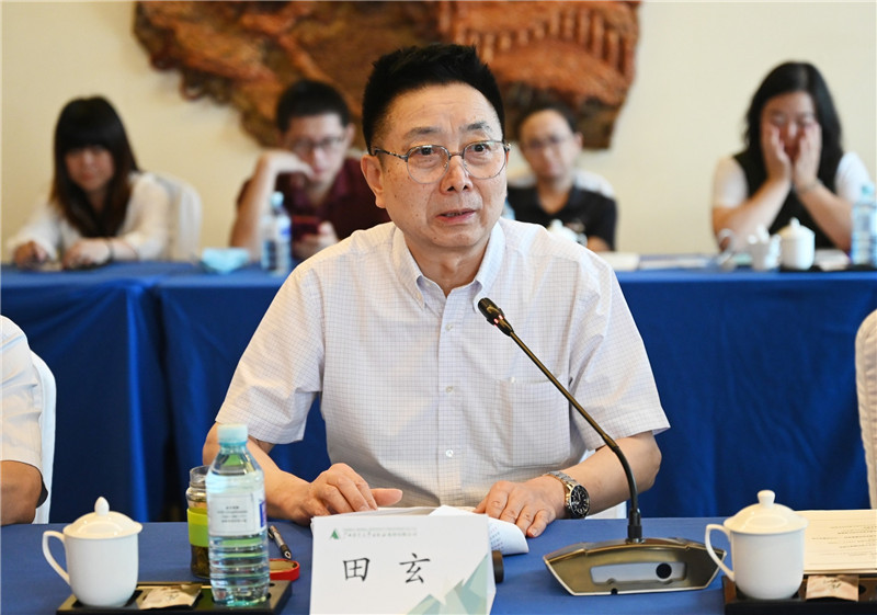 12北京師范大學(xué)歷史學(xué)院特聘教授、原中共中央黨史研究室研究員田玄作專(zhuān)題發(fā)言（李顯楊 攝）.jpg