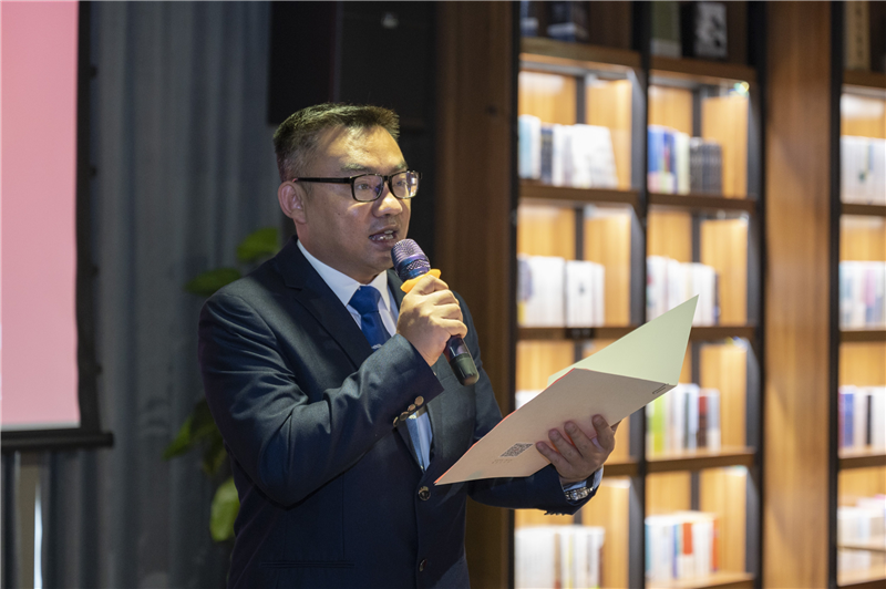 獨秀書(shū)房公司總經(jīng)理容罡在中國會(huì )場(chǎng)致辭.png