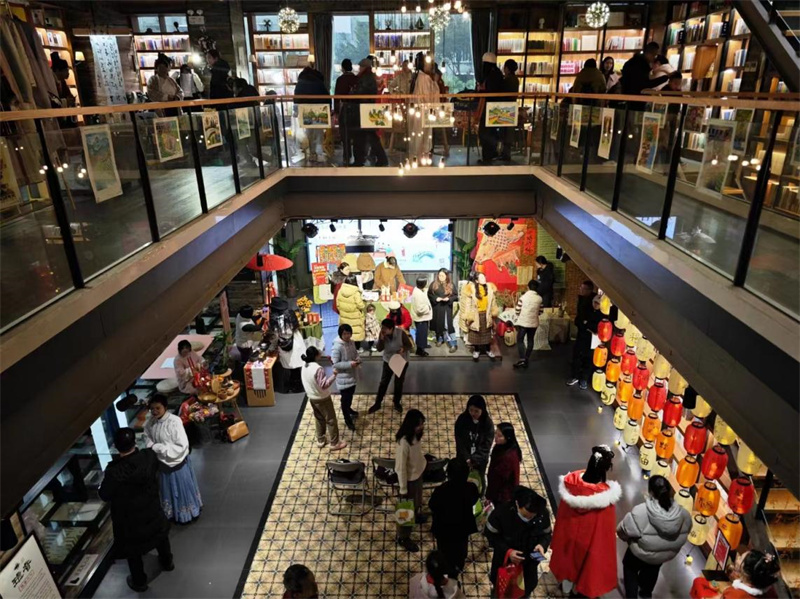 四時(shí)風(fēng)物市集(落霞 攝).jpg 四時(shí)風(fēng)物市集(落霞 攝).jpg