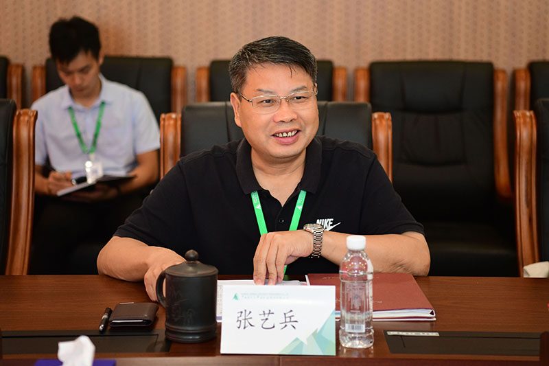 1570840533595645.jpg 張藝兵講話(huà)(李顯楊 攝).JPG